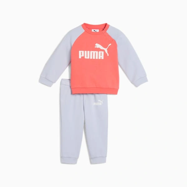 Conjunto Puma Minicats Essentials: ¡Raglán y pantalón para tu pequeño explorador! Comodidad y estilo garantizados.